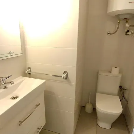 Oasis B3 Διαμέρισμα Ρόζες