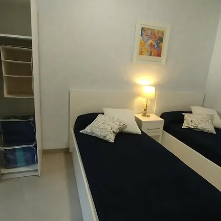 Διαμέρισμα Oasis B3 Ρόζες