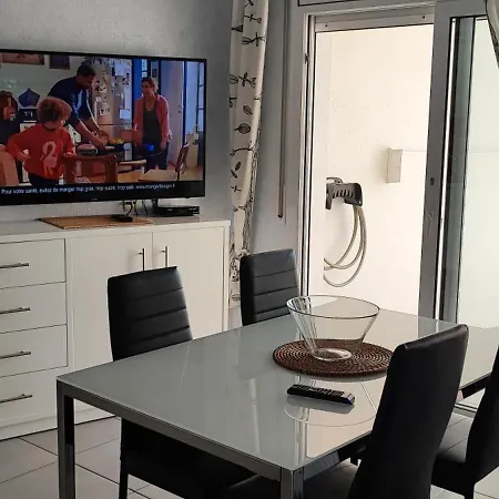 Oasis B3 * Ρόζες