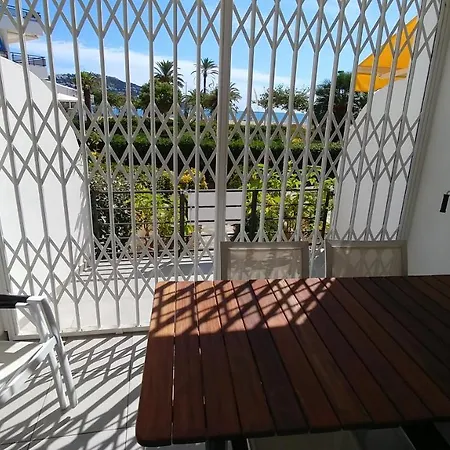 Oasis B3 Apartament *