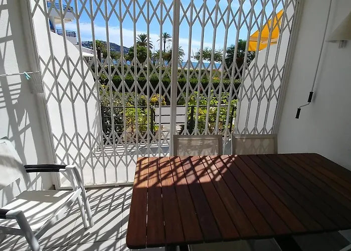 Oasis B3 Apartament *